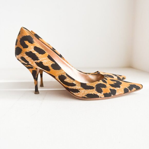 Casadei Animal Print Low Heel Pointy toe Classic Heels 9.5 - Picture 3 of 8